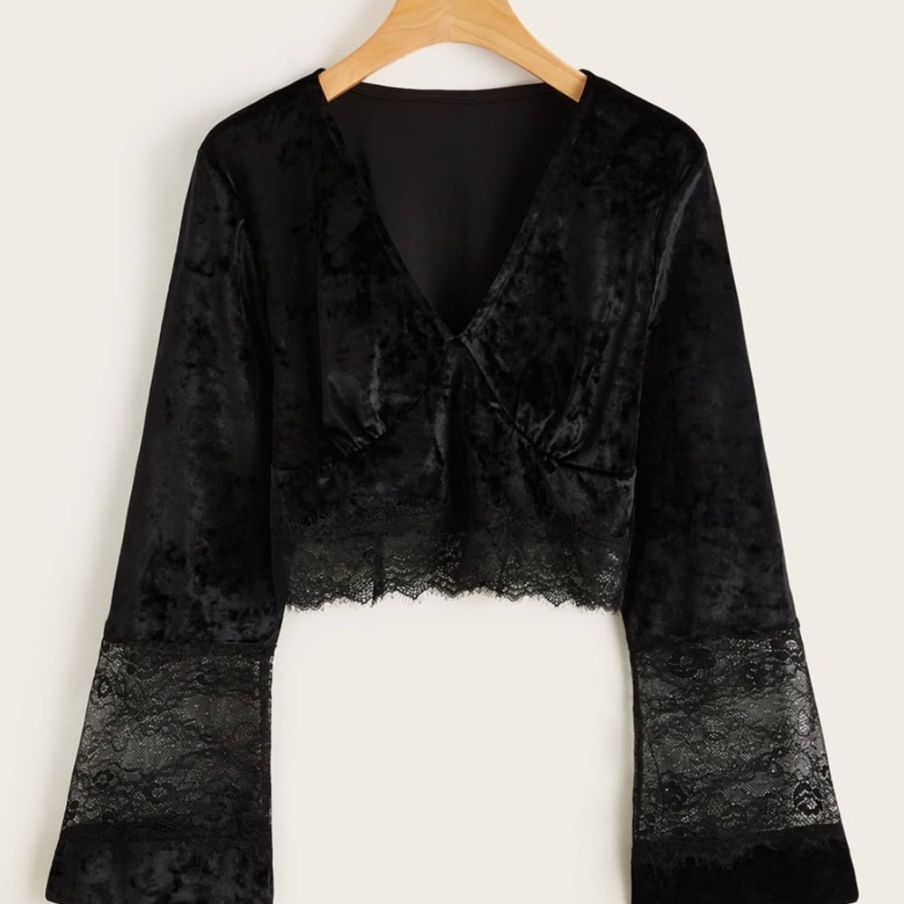 Black Velvet V Neck Long Sleeve Lace Top Size Small